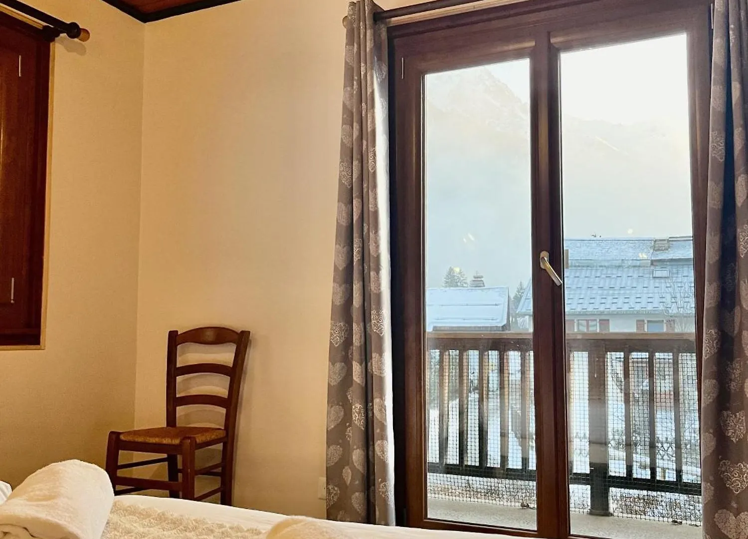 Le Chaney - T2 Dans Chalet - Massif Du Mont-Blanc Chamonix Mont Blanc 0*,  Francia